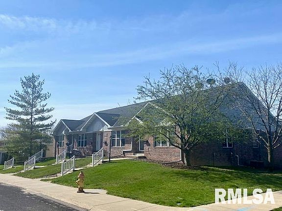 5th image of 1612 W Tiffany Dr