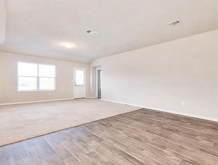 5913 Diamondleaf Bnd — Photo 3