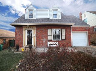 7474 Leadale Dr, Saint Louis, MO 63121