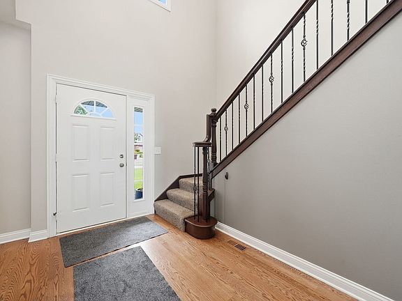 3rd image of 19830 Mulroy Cir