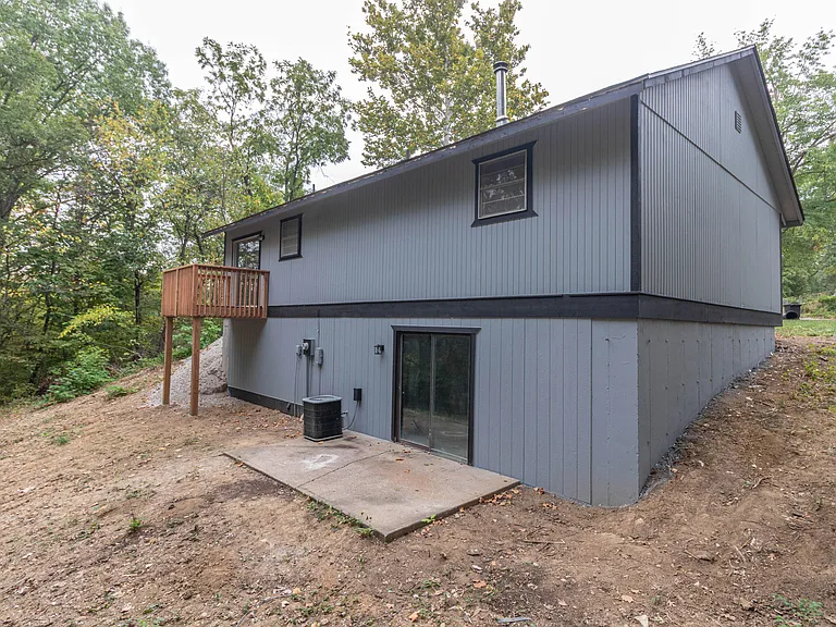 5714 N Maple Ct — Photo 22