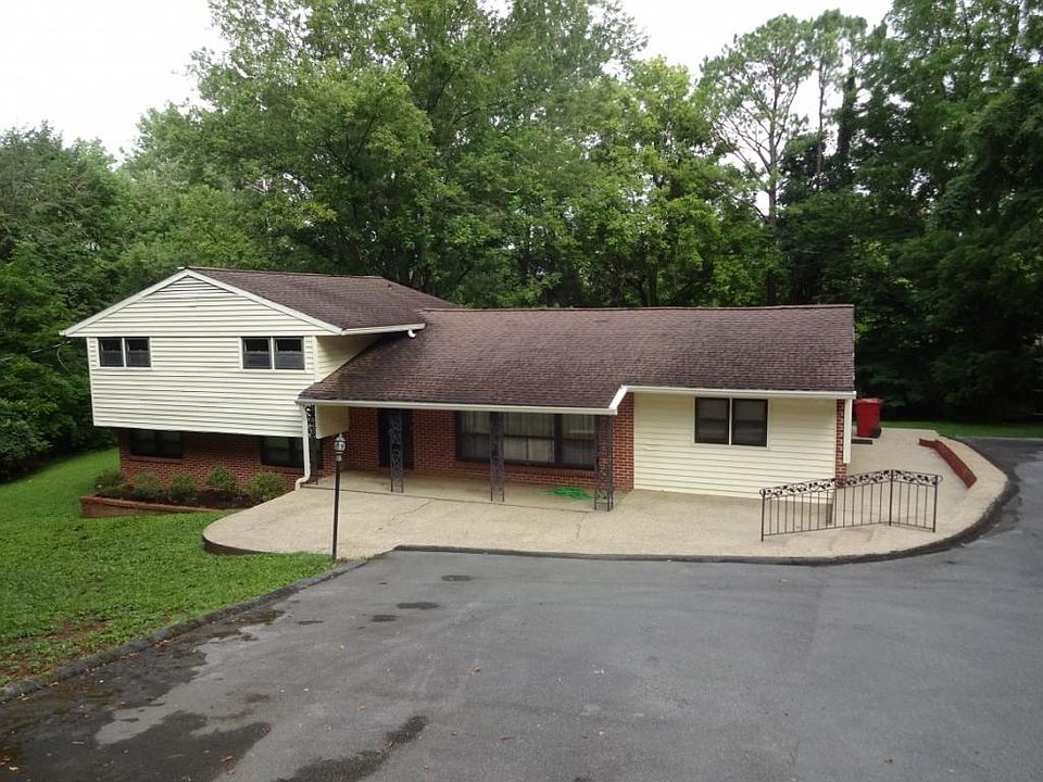 1st image of 1212 Seminole Dr
