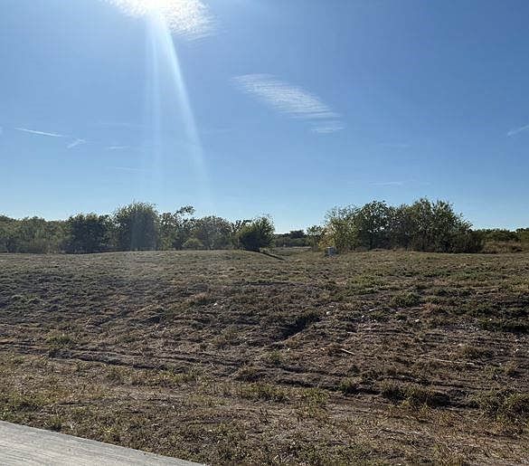 1st image of 5004 Round Rock Dr