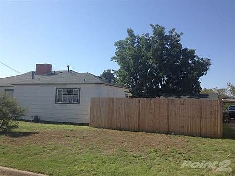 NEW FENCED YARD