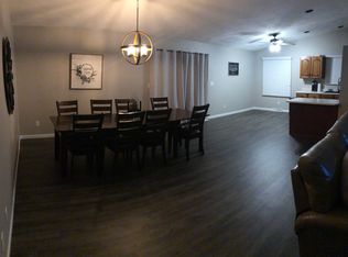 3000 Twin Lakes Dr, Springfield, IL 62707