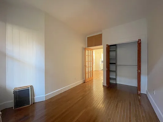 Rented by Compass | media 21