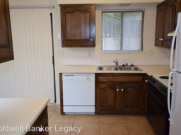 4th image of 6008 Quemado Dr NE