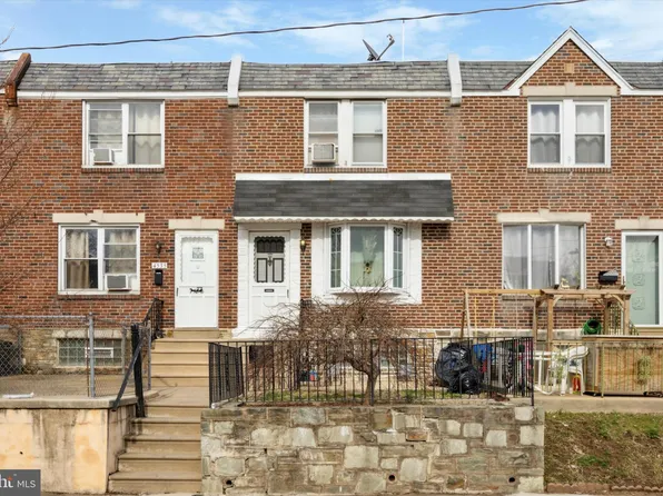 4537 Oakmont St, Philadelphia, PA 19136