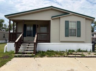 618 Frontier Ln, Stanley, ND 58784
