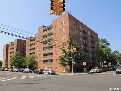60-11 Broadway #2T, Flushing, NY, 11377