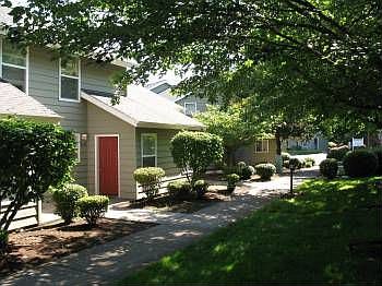 2nd image of 3753 Owyhee Ct SE