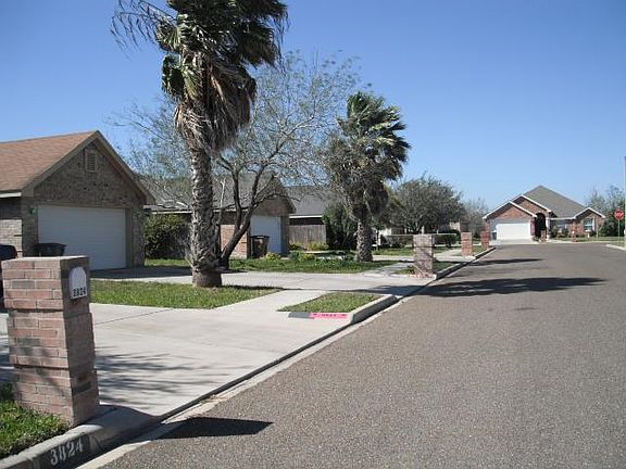 4th image of 3818 Frontier Dr