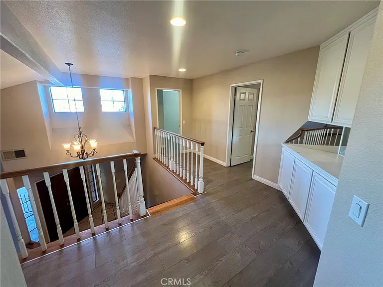 2909 Dorchester Cir — Photo 28