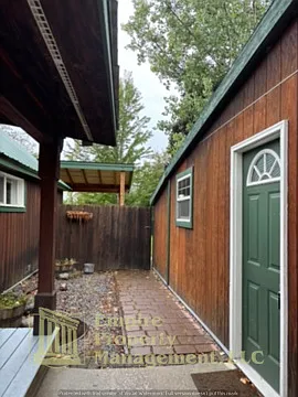 1601 Main St — Photo 2
