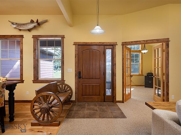 4th image of 413 Garnet Mountain Way