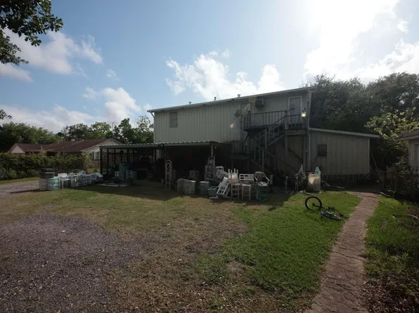 5802 Sheppard Rd, Baytown, TX 77521