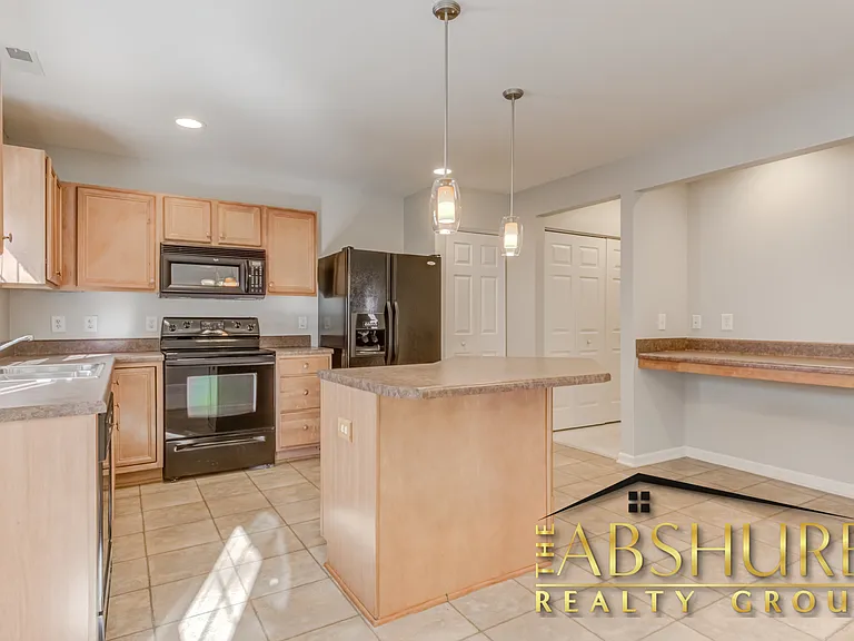 5223 Malik Dr — Photo 13