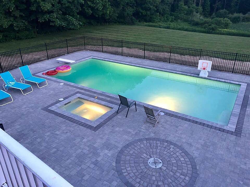 2nd image of 9 Highland Rd