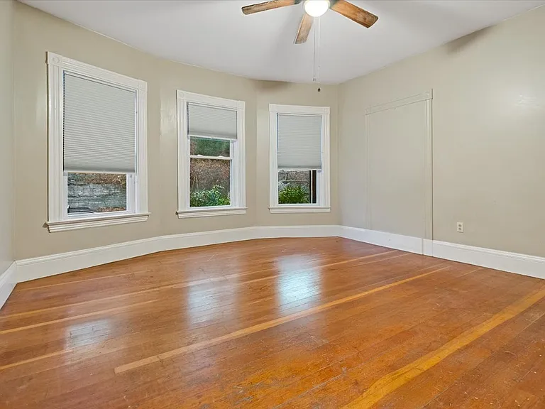 41 Gamage Ave #2 — Photo 14