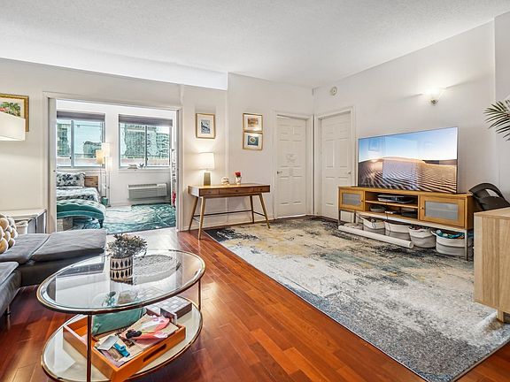 2nd image of 311 Washington St APT 7B