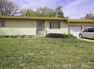 623 Madison Ave, Minneapolis, KS 67467