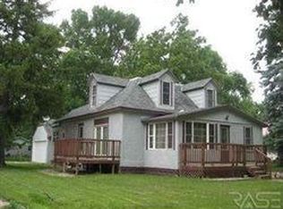 714 3rd Ave, Brewster, MN 56119