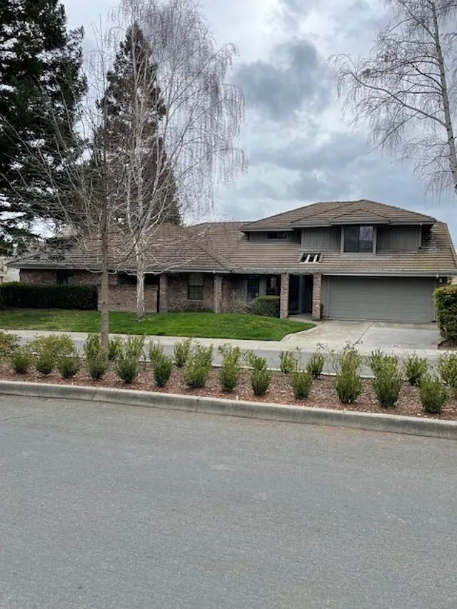 7702 Dutra Bend Dr photo 1