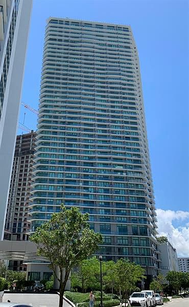 1st image of 501 NE 31st St Unit 3903