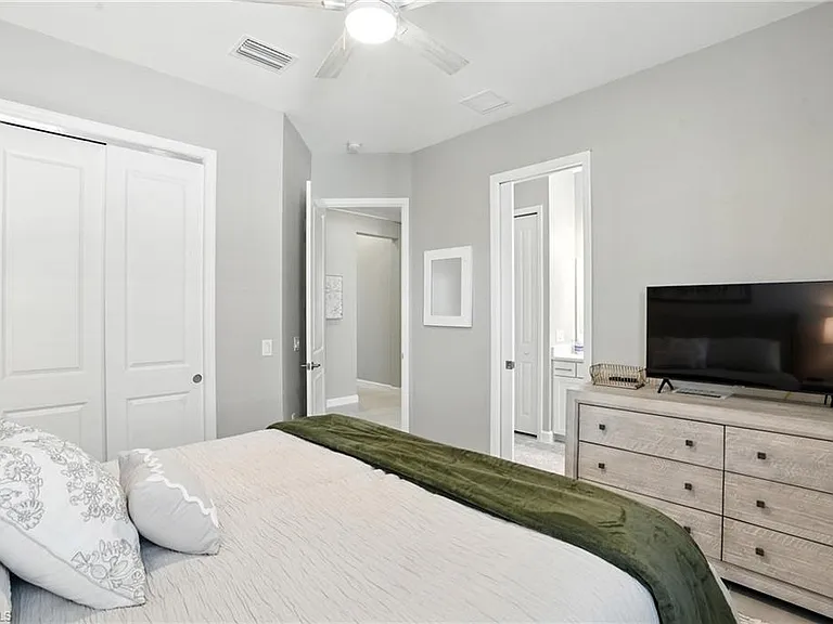 15027 Longs Ln — Photo 37