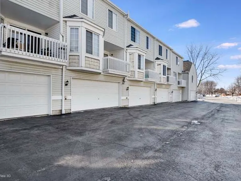 3180 Cambria Ct — Photo 2