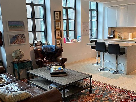 4th image of 404 Park Ave S APT 10E