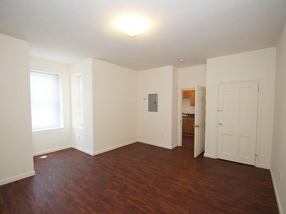 4th image of 710 E Chelten Ave Unit 6