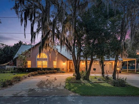 2nd image of 2725 W Charing Rd