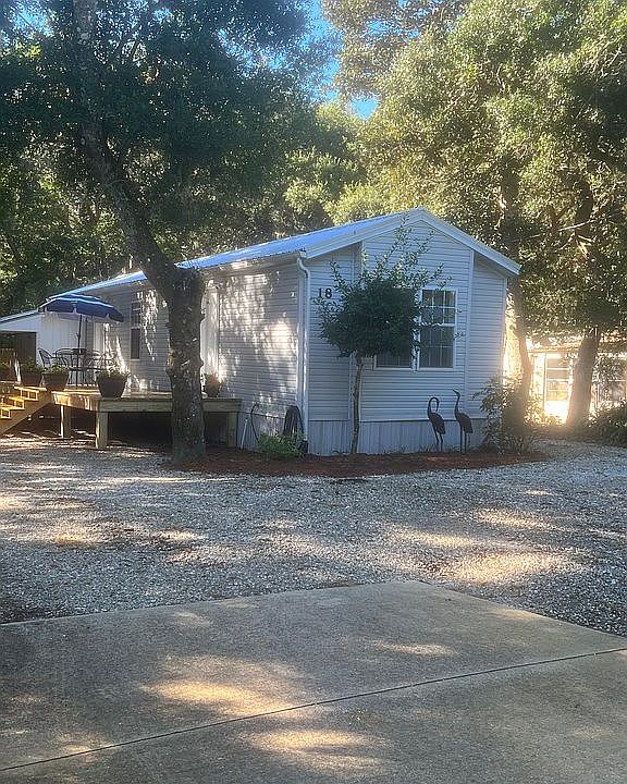 1st image of 18 Shady Ln S