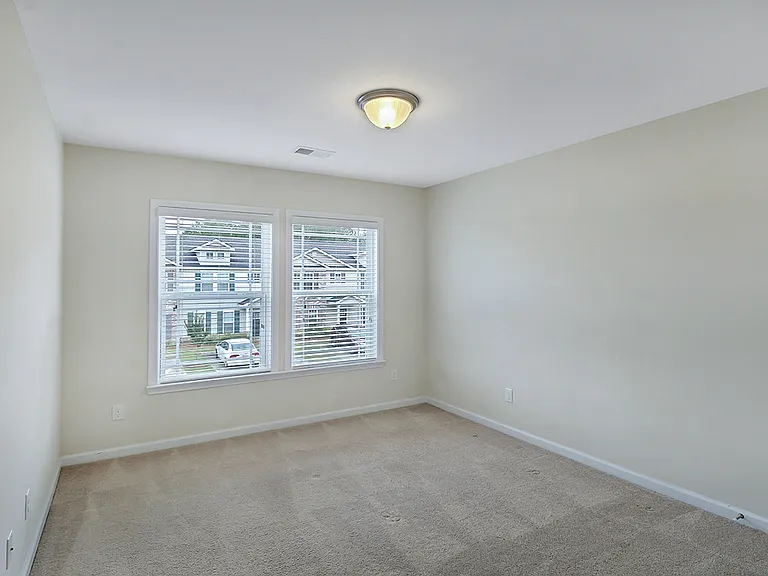 208 Ventura Pl — Photo 22