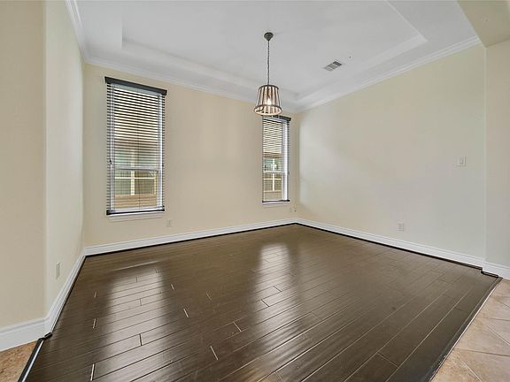 4th image of 9426 Brannok Ln