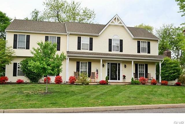 1st image of 1820 Clarendon Drive