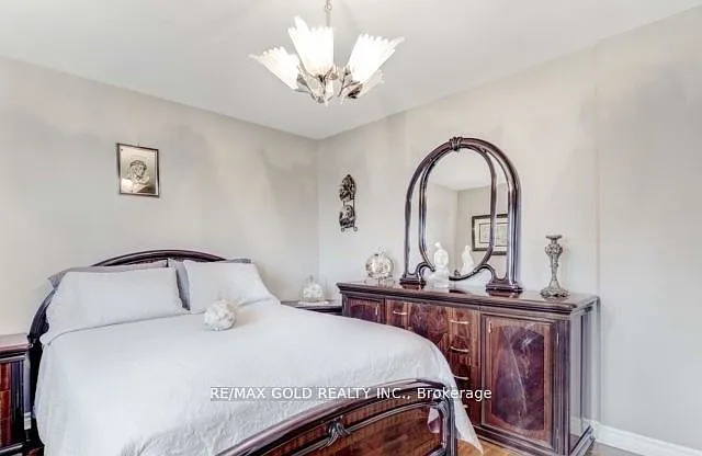 6 Monaco Ct — Photo 14