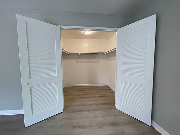 5th image of 7117 Bark Ln