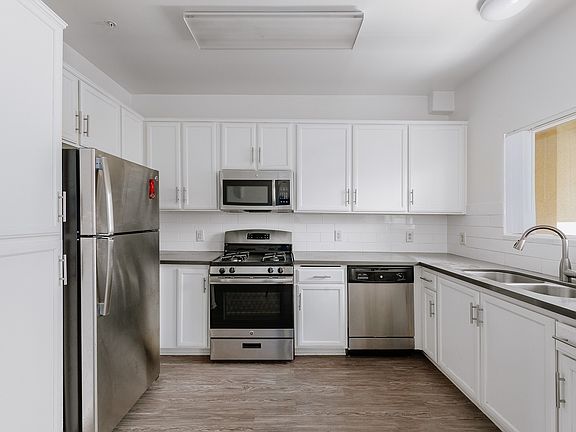 2nd image of 251 Robinson St APT 206