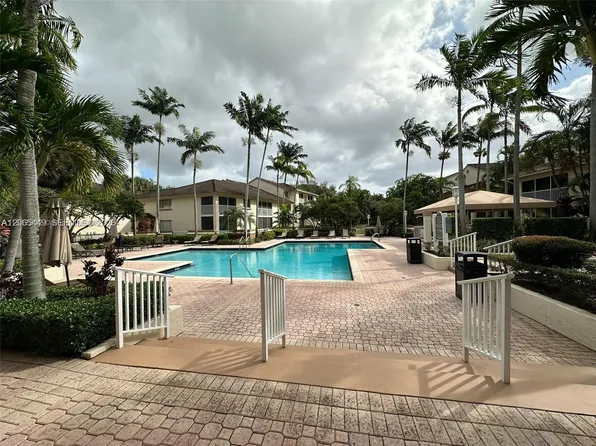 15201 Glenmoor Dr #15201, West Palm Beach, FL 33409