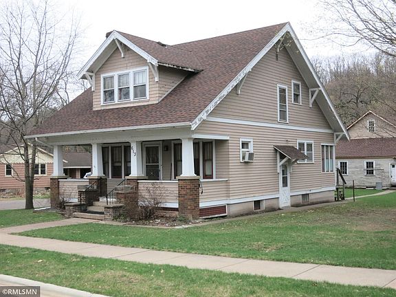 2nd image of 613 River St