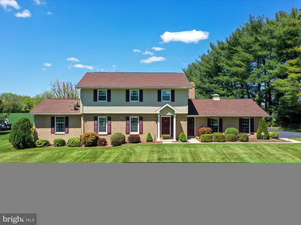 17911 Carter Ln, Hagerstown, MD 21740