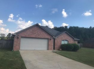 3 Alfred Cv, Conway, AR 72034