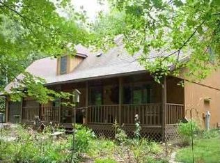 2301 Foxglove Rd, Wausau, WI 54401