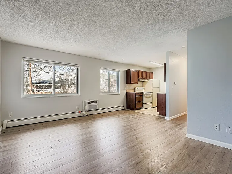 2880 Eliot Cir — Photo 5