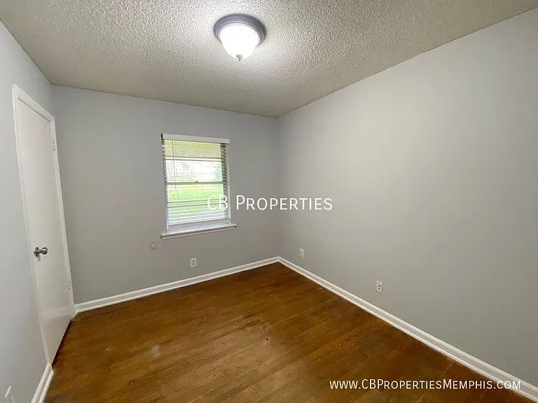 8282 Fayette Cv — Photo 4