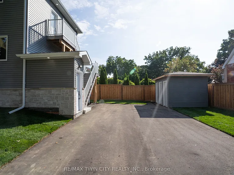 309 Nelson St #3 — Photo 17