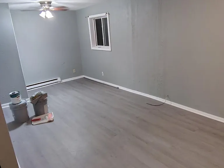 556 Glenwood Ave #1 — Photo 10