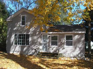 216 S Constantine St, Three Rivers, MI 49093